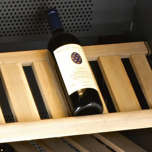 Tủ rượu Bosch KSW38940 nhập khẩu được thiết kế không đóng tuyết, bảo quản rượu ở 2 chỉ số nhiệt lý tưởng khác nhau