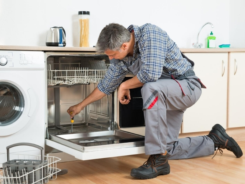 Thực hiện bảo hành máy rửa bát Bosch tại nhà